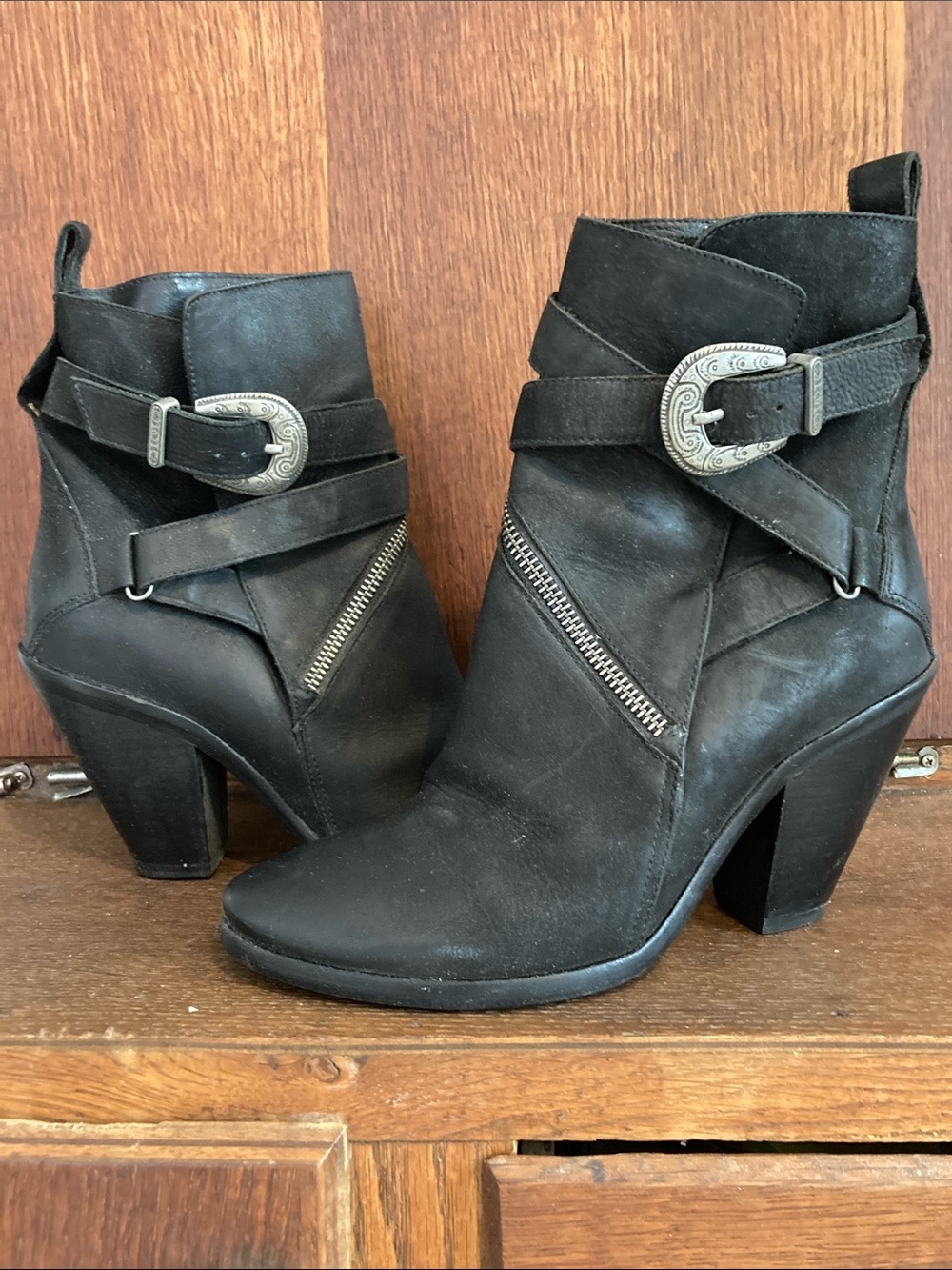 ALL SAINTS Cowboy Booties Concho Buckle sz 39